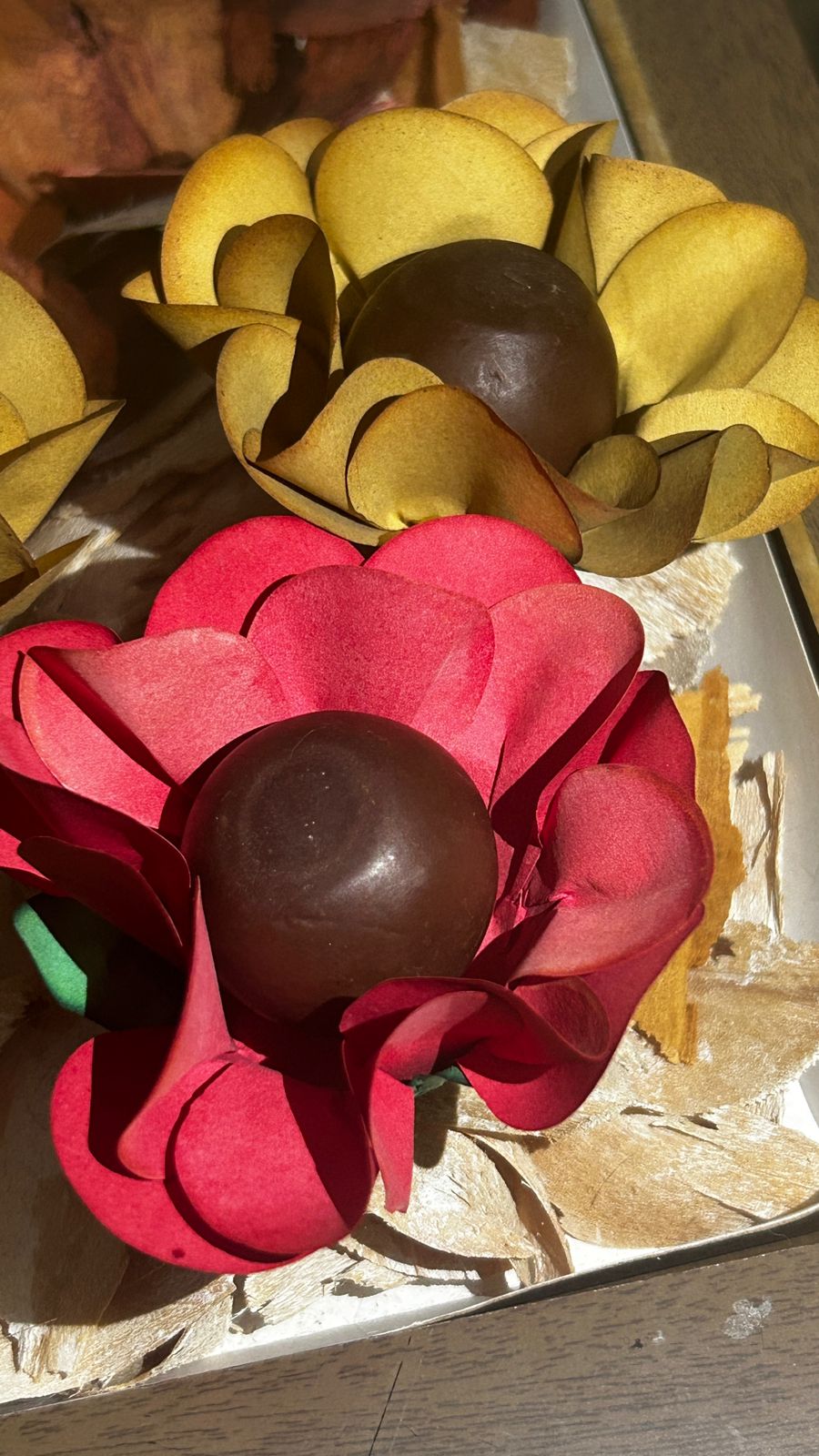 Forminha Camilly – Corte 8 Pontas em Papel Tingido | Artesanal | Kit 100 unid Forminha Camilly – Corte 8 Pontas em Papel Tingido | Artesanal | Kit 100 unid